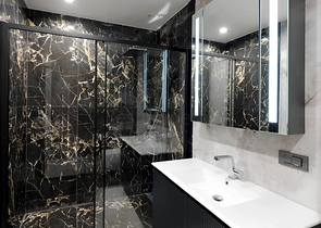 شقة فاخرة في مجمع سكني حديث على البحر