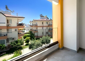 شقة فاخرة في مجمع سكني حديث على البحر