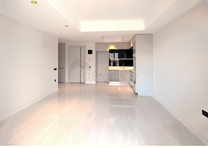 شقة فاخرة في مجمع سكني حديث على البحر