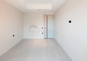 شقة فاخرة في مجمع سكني حديث على البحر