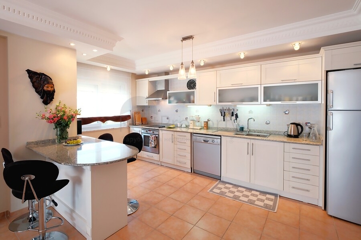 شقة مفروشة واسعة في منطقة مرموقة في أوبا