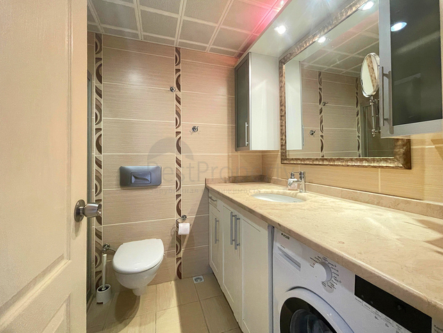 شقة مفروشة واسعة في منطقة مرموقة في أوبا