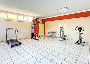 شقة مفروشة واسعة في منطقة مرموقة في أوبا