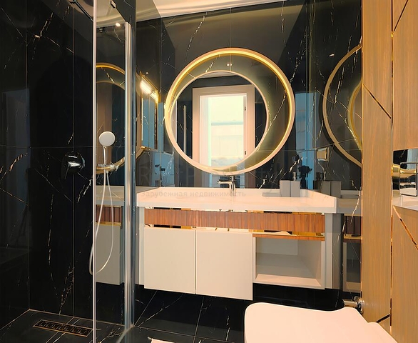 شقة مفروشة حديثة على بعد 200 متر من البحر في توسمورا