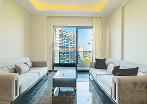 شقة مفروشة حديثة في مجمع مع بنية تحتية غنية في محمودلار