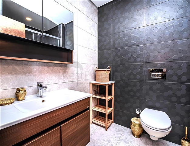 شقة حديثة 1 + 1 في مجمع مع بنية تحتية غنية في محمودلار