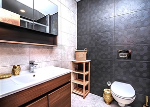 شقة حديثة 1 + 1 في مجمع مع بنية تحتية غنية في محمودلار