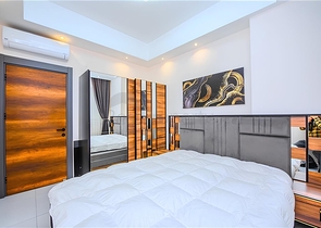 شقة حديثة 1 + 1 في مجمع مع بنية تحتية غنية في محمودلار