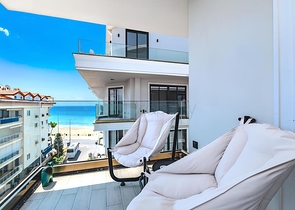 بنتهاوس فاخر 4 + 1 مع إطلالات بانورامية على البحر في وسط ألانيا