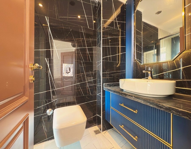 شقة 2+1 مع القرب المباشر من البحر في منطقة أوبا