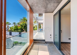 شقة 2+1 مع القرب المباشر من البحر في منطقة أوبا