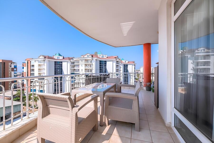 شقة 2+1 مطلة على البحر في منطقة جيكجيلي