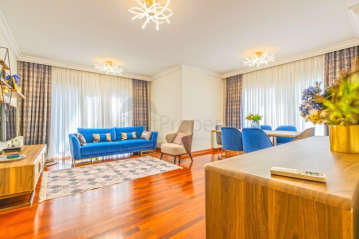 شقة 3+1 مع مطبخ منفصل في واحدة من أفضل المجمعات في ألانيا