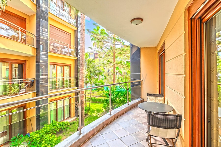 شقة 3+1 مع مطبخ منفصل في واحدة من أفضل المجمعات في ألانيا