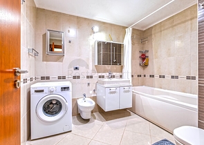 شقة 3+1 مع مطبخ منفصل في واحدة من أفضل المجمعات في ألانيا