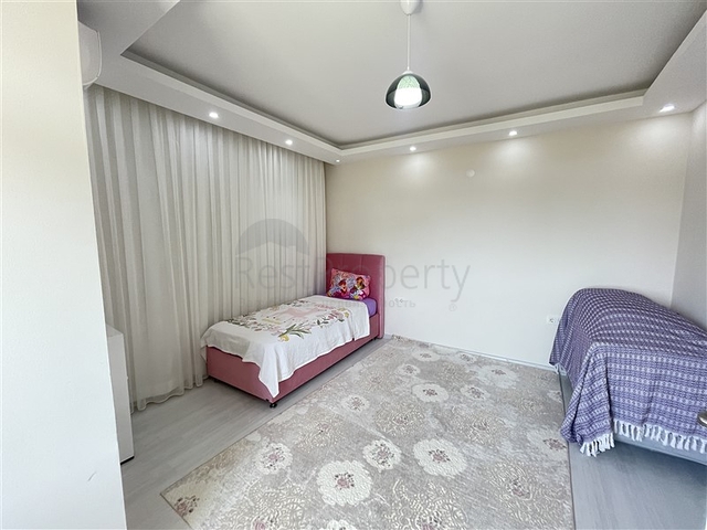 بنتهاوس واسع في سيكجيلي مطل على البحر