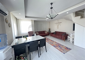 بنتهاوس واسع في سيكجيلي مطل على البحر