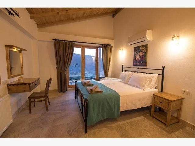 فيلتان في منطقة كاس أنطاليا للبيع. 