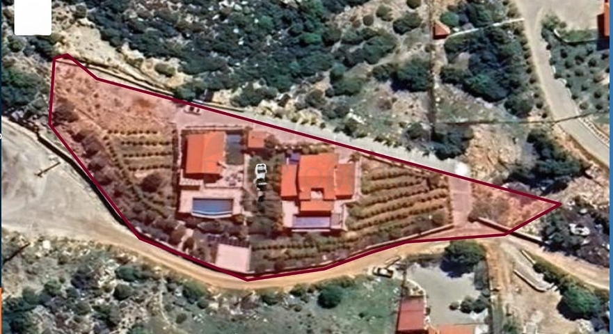 فيلتان في منطقة كاس أنطاليا للبيع. 