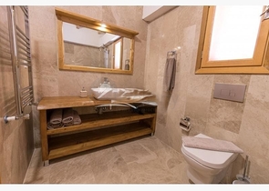 فيلتان في منطقة كاس أنطاليا للبيع. 