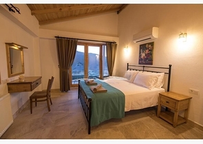 فيلتان في منطقة كاس أنطاليا للبيع. 