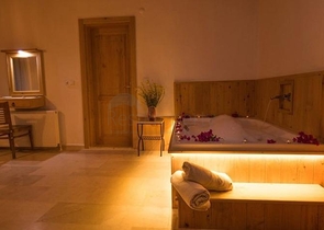 فيلتان في منطقة كاس أنطاليا للبيع. 