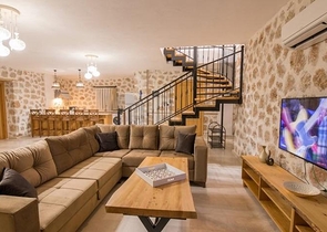 فيلتان في منطقة كاس أنطاليا للبيع. 