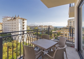 شقة حديثة في منطقة أوبا المرموقة