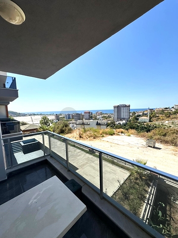 شقة مودرن 1 + 1 مطلة على البحر في دميرتاش