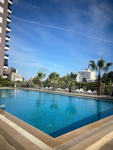 شقة دوبلكس 4 + 2 في كونيالتي-منطقة أنطاليا 