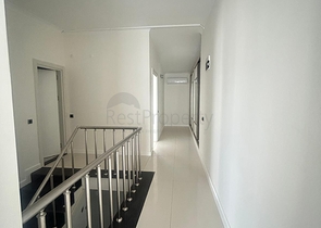 شقة دوبلكس 4 + 2 في كونيالتي-منطقة أنطاليا 