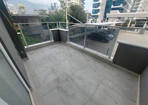 شقة مريحة 2 + 1 في مجمع حديث في محمودلار