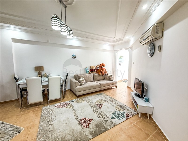 شقة 1+1 في مجمع أخضر في محمودلار