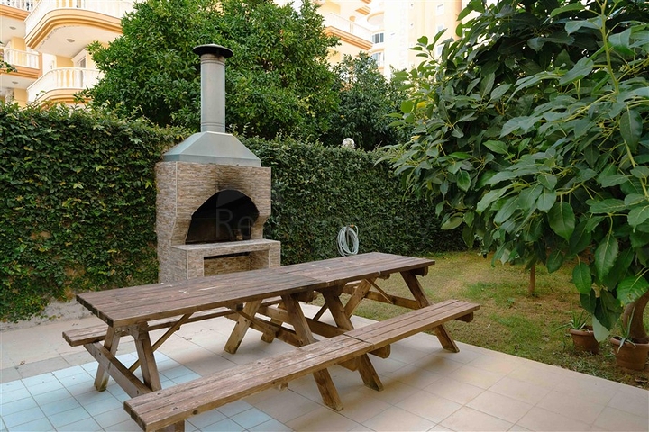 شقة 1+1 في مجمع أخضر في محمودلار