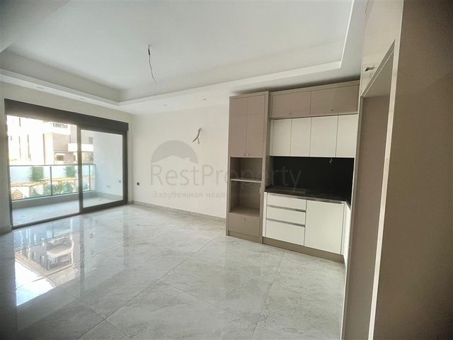 شقة حديثة 1 + 1 في مجمع جديد مع حمام سباحة ومنطقة سبا في محمودلار