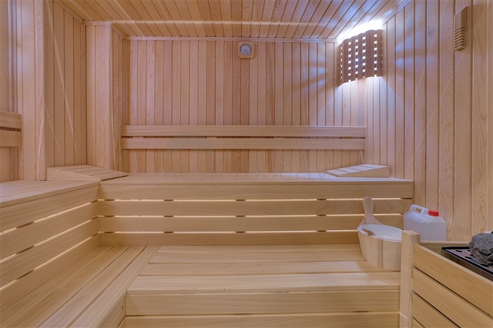 فيلا فسيحة 4 + 1 مطلة على البحر وبنية تحتية خاصة في كستل