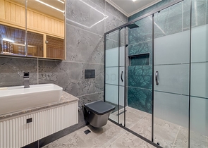 فيلا فسيحة 4 + 1 مطلة على البحر وبنية تحتية خاصة في كستل