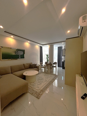 شقة حديثة 1 + 1 للإيجار في وسط ألانيا بالقرب من الشاطئ