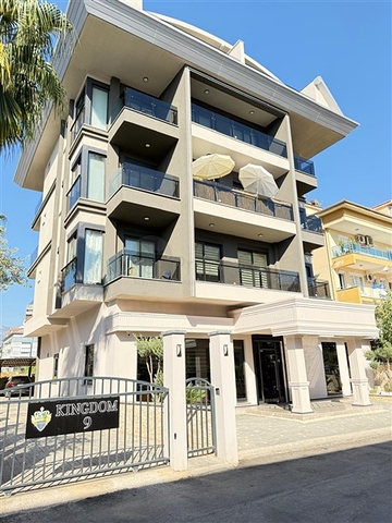 بنتهاوس من غرفتي نوم مع إطلالات بانورامية في مجمع حديث في منطقة أوبا