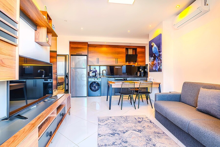 شقة حديثة مع بنية تحتية كاملة في محمودلار