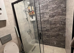 شقة حديثة مع بنية تحتية كاملة في أفسلار