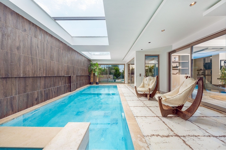 مشروع فيلا 4+1 فريد في منطقة فتحية