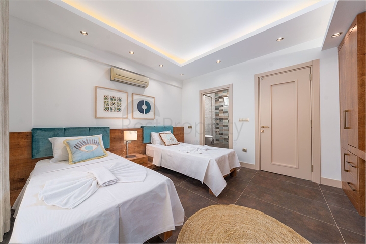 مشروع فيلا 4+1 فريد في منطقة فتحية