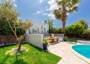 مشروع فيلا 4+1 فريد في منطقة فتحية