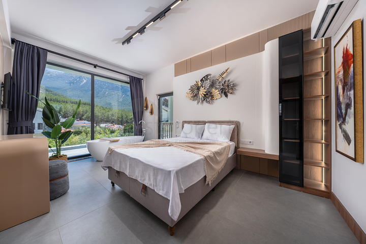 فيلا أنيقة 5 + 1 في منطقة فتحية 