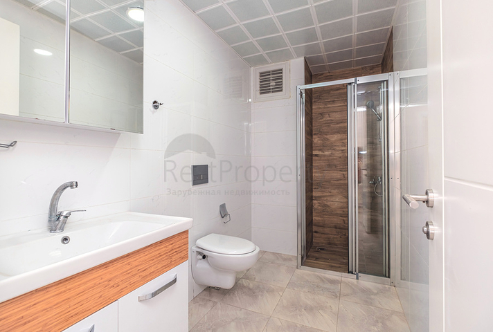 بنتهاوس 6 + 1 مع تراسات في منطقة أوبا