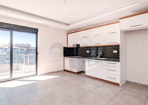 بنتهاوس 6 + 1 مع تراسات في منطقة أوبا