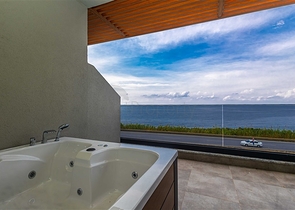 شقة من أربع غرف نوم 4+1 مع تراس وبنية تحتية ممتدة في منطقة كارجيجاك