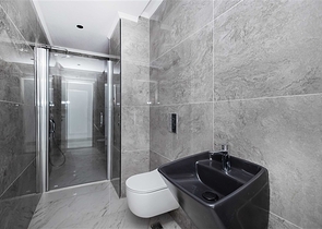 شقة من أربع غرف نوم 4+1 مع تراس وبنية تحتية ممتدة في منطقة كارجيجاك