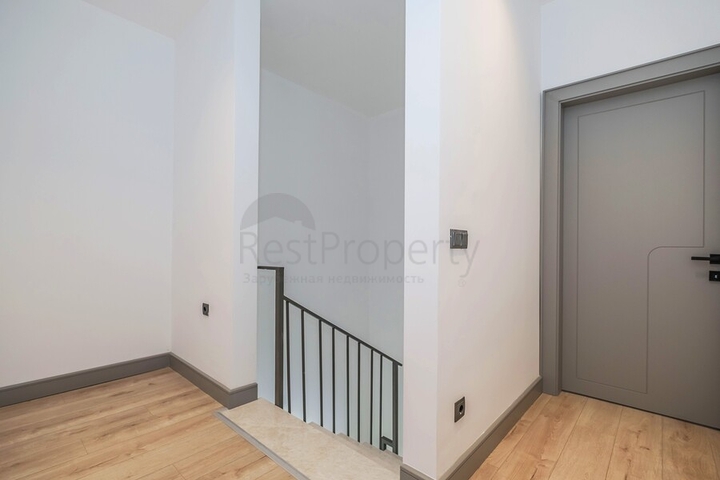 2 + 1 بنتهاوس مع تراس في منطقة كيستل